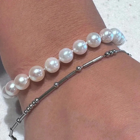 Akoya Bracelet, Hand Knotted Bracelet, AAA Pearls, Wedding Jewelry, Quality Gems - Picture 1 of 6